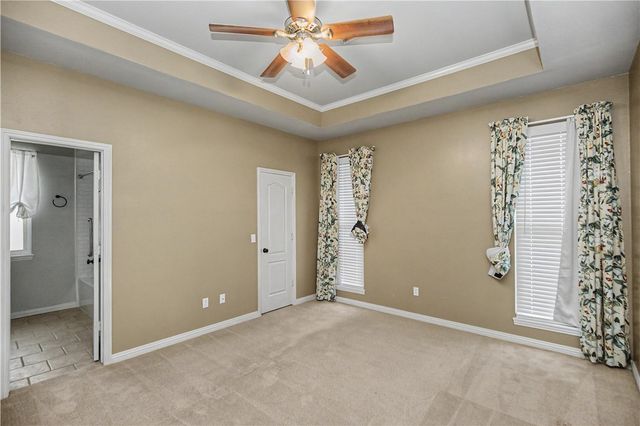 29 Ivy Circle, Bentonville, AR 72712