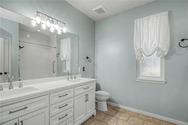29 Ivy Circle, Bentonville, AR 72712