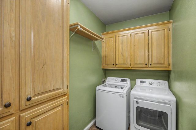 29 Ivy Circle, Bentonville, AR 72712