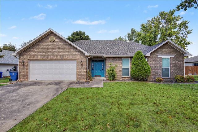 29 Ivy Circle, Bentonville, AR 72712
