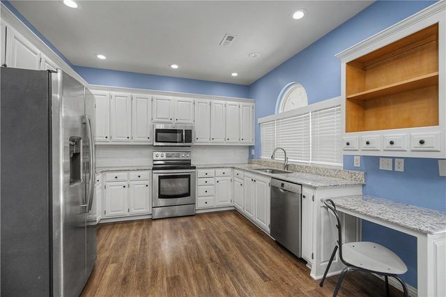 29 Ivy Circle, Bentonville, AR 72712