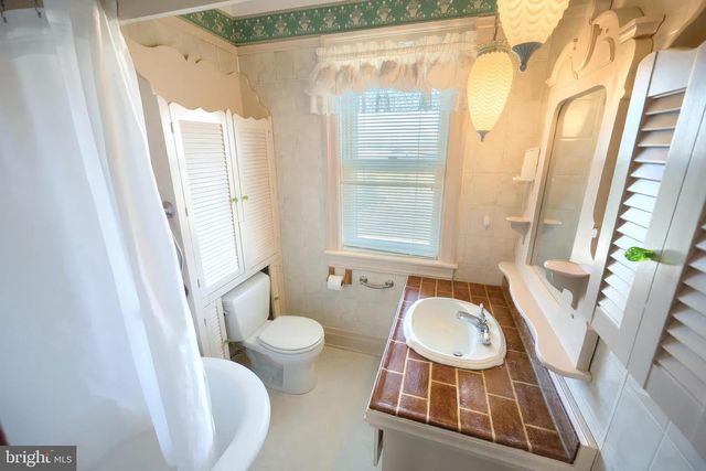 318 LINCOLN WAY W, New Oxford, PA 17350