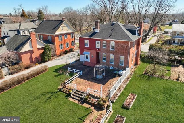 318 LINCOLN WAY W, New Oxford, PA 17350