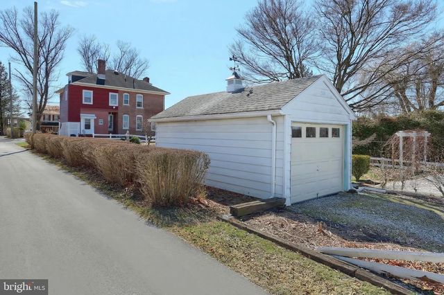 318 LINCOLN WAY W, New Oxford, PA 17350