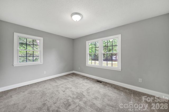 1200 Vickie Lane, Matthews, NC 28104