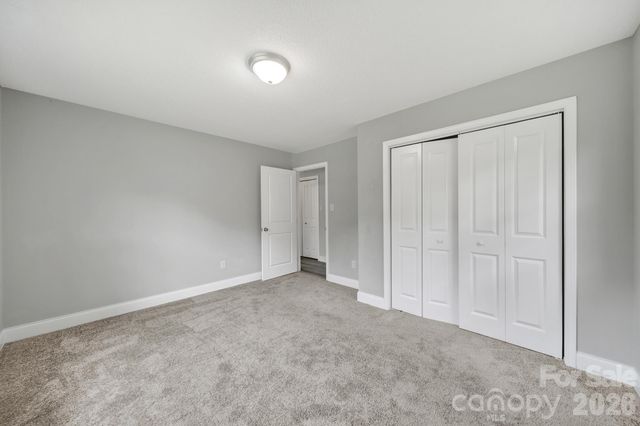 1200 Vickie Lane, Matthews, NC 28104
