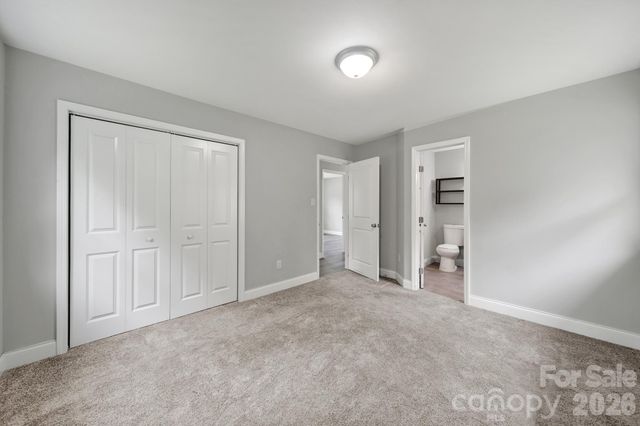1200 Vickie Lane, Matthews, NC 28104