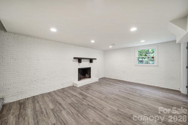 1200 Vickie Lane, Matthews, NC 28104