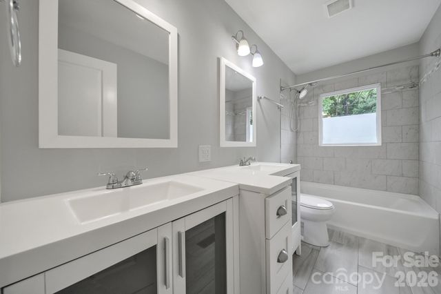 1200 Vickie Lane, Matthews, NC 28104