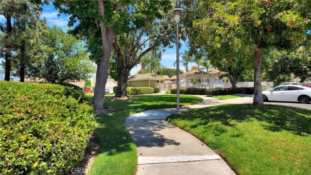 26342 Snowden Avenue, Redlands, CA 92374