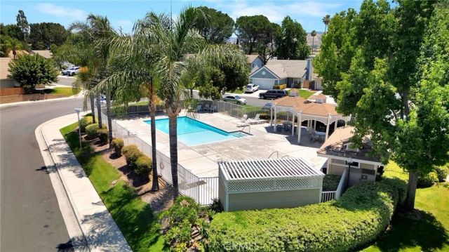 26342 Snowden Avenue, Redlands, CA 92374