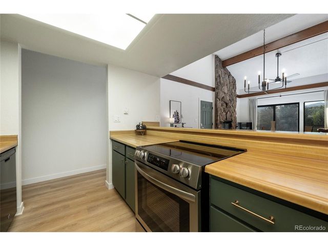 83 GCR 8400 D12, Fraser, CO 80442