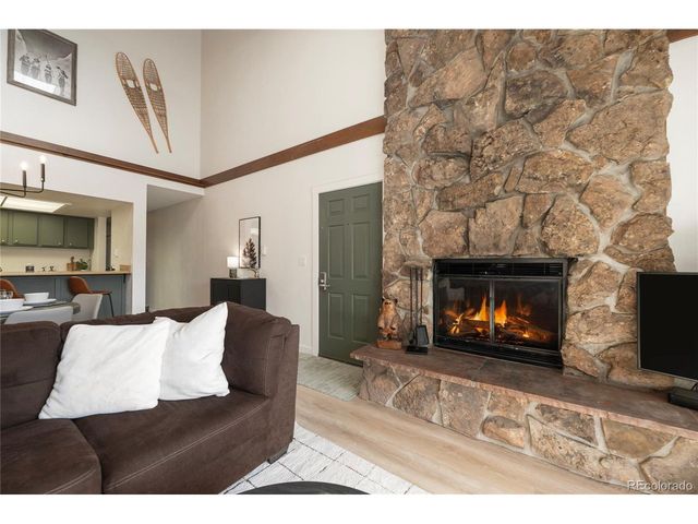 83 GCR 8400 D12, Fraser, CO 80442