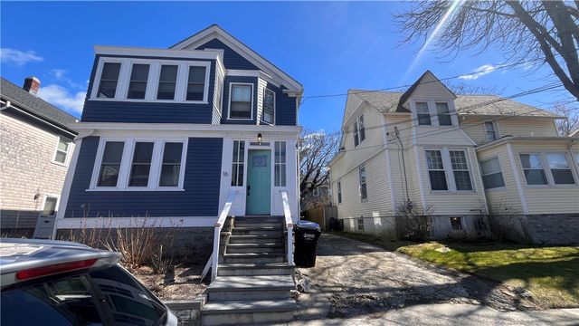 16 Vaughan Avenue 1, Newport, RI 02840