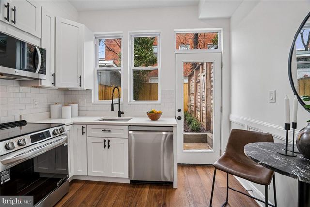 1538 LEVIS ST NE, Washington, DC 20002