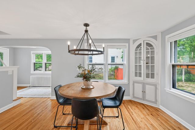 115 S Cedar Street, Chaska, MN 55318