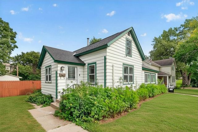115 S Cedar Street, Chaska, MN 55318