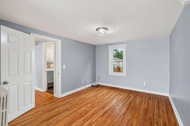 115 S Cedar Street, Chaska, MN 55318