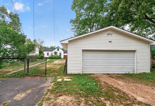 115 S Cedar Street, Chaska, MN 55318