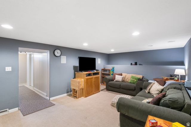 8162 S JACKSON ST, Midvale, UT 84047