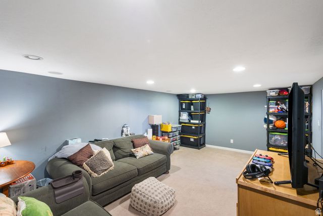 8162 S JACKSON ST, Midvale, UT 84047
