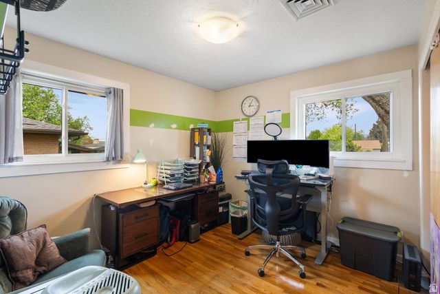 8162 S JACKSON ST, Midvale, UT 84047