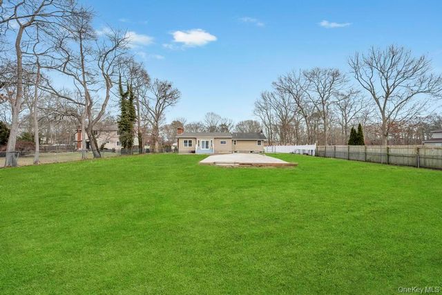 73 Maple Avenue, Shirley, NY 11967