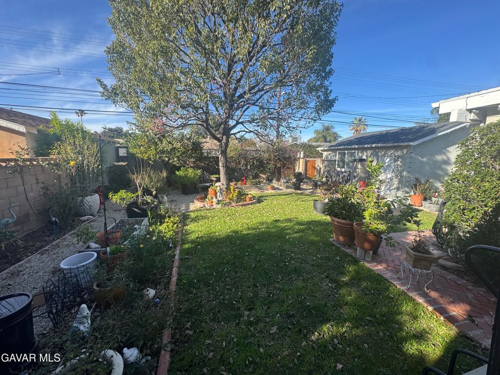 23337 Vanowen Street, West Hills, CA 91307