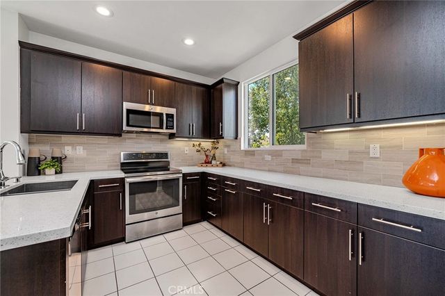 8076 Ackerman Street, Buena Park, CA 90621