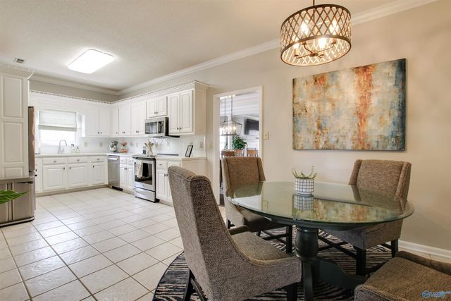 2205 Parkplace Street SE, Decatur, AL 35601