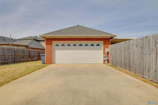 2205 Parkplace Street SE, Decatur, AL 35601