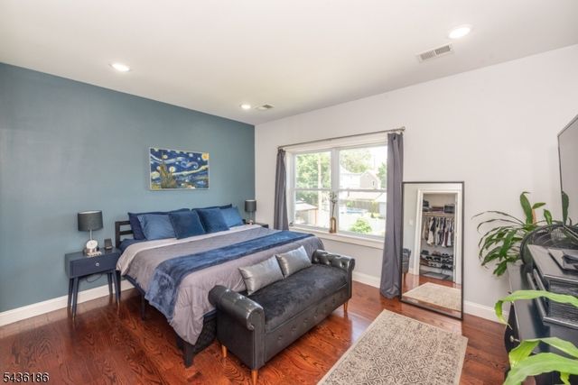 102 E Emerson Ave, Rahway City, NJ 07065