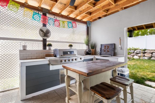 4028 S YOUNG DR, West Valley City, UT 84128