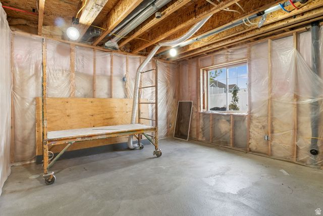 4028 S YOUNG DR, West Valley City, UT 84128