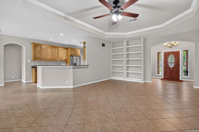 15614 DELL LN, Selma, TX 78154