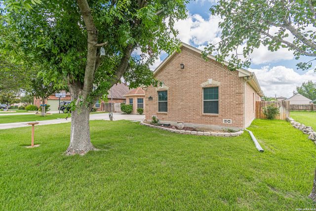 15614 DELL LN, Selma, TX 78154