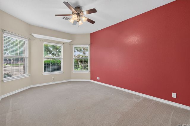 15614 DELL LN, Selma, TX 78154