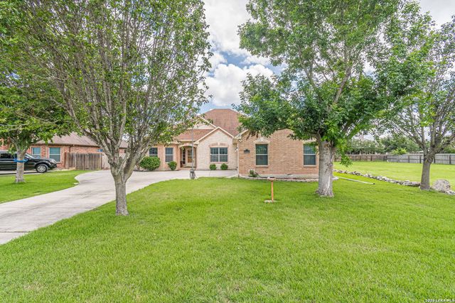 15614 DELL LN, Selma, TX 78154