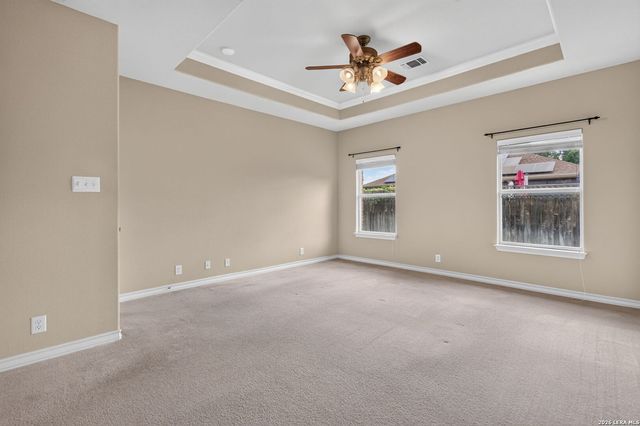 15614 DELL LN, Selma, TX 78154
