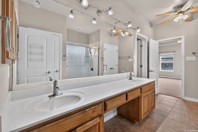 15614 DELL LN, Selma, TX 78154