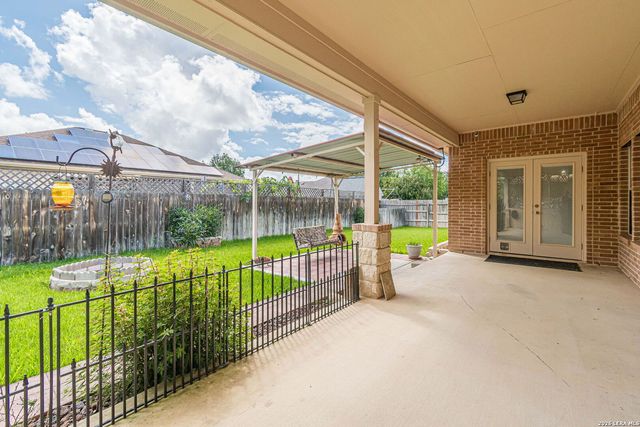 15614 DELL LN, Selma, TX 78154