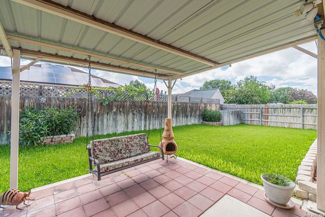 15614 DELL LN, Selma, TX 78154