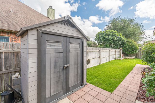 15614 DELL LN, Selma, TX 78154