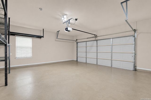 15614 DELL LN, Selma, TX 78154