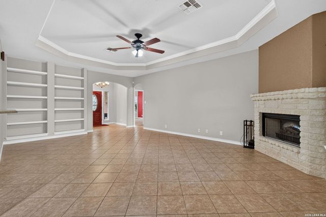 15614 DELL LN, Selma, TX 78154