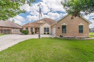 15614 DELL LN, Selma, TX 78154