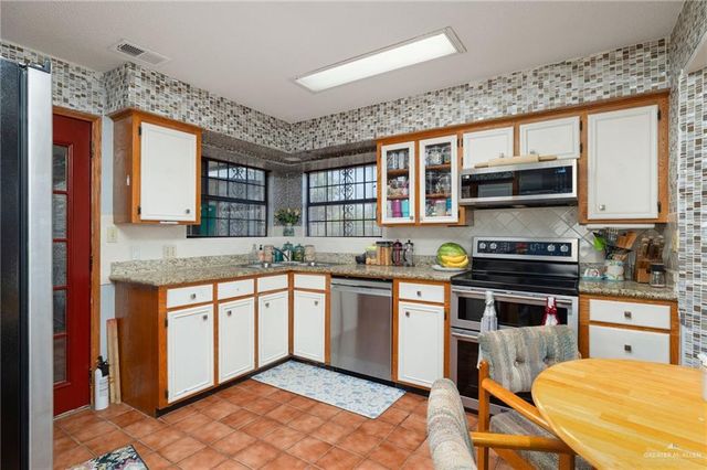 1922 Johnson Street, Mission, TX 78572