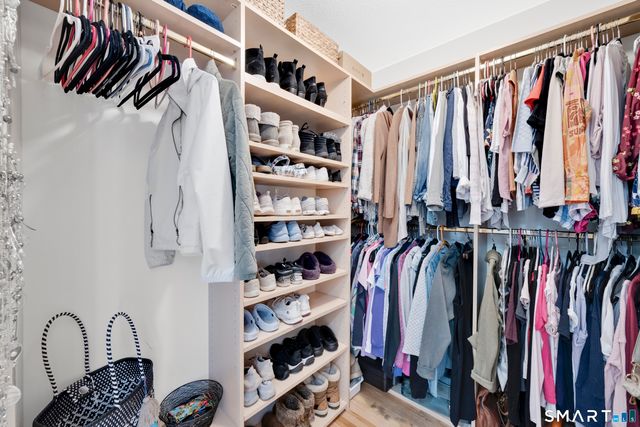 16 Higgins Way, Tolland, CT 06084