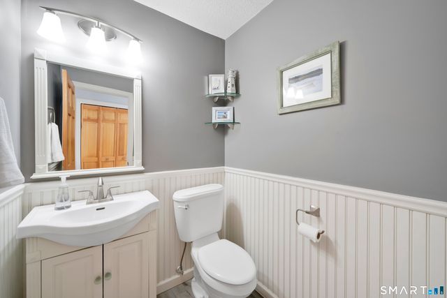 16 Higgins Way, Tolland, CT 06084