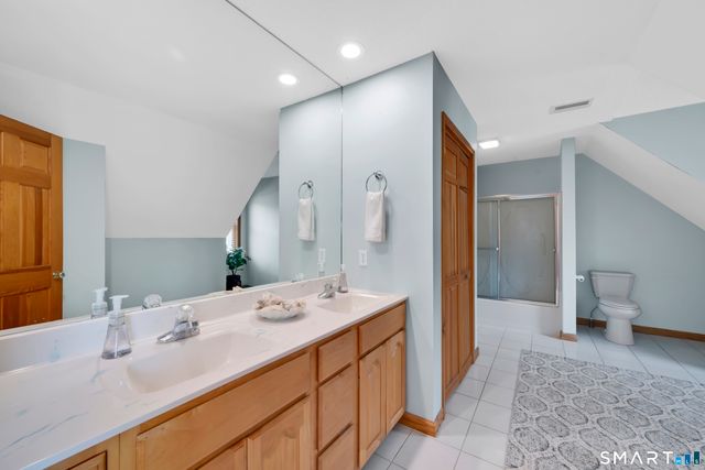 16 Higgins Way, Tolland, CT 06084